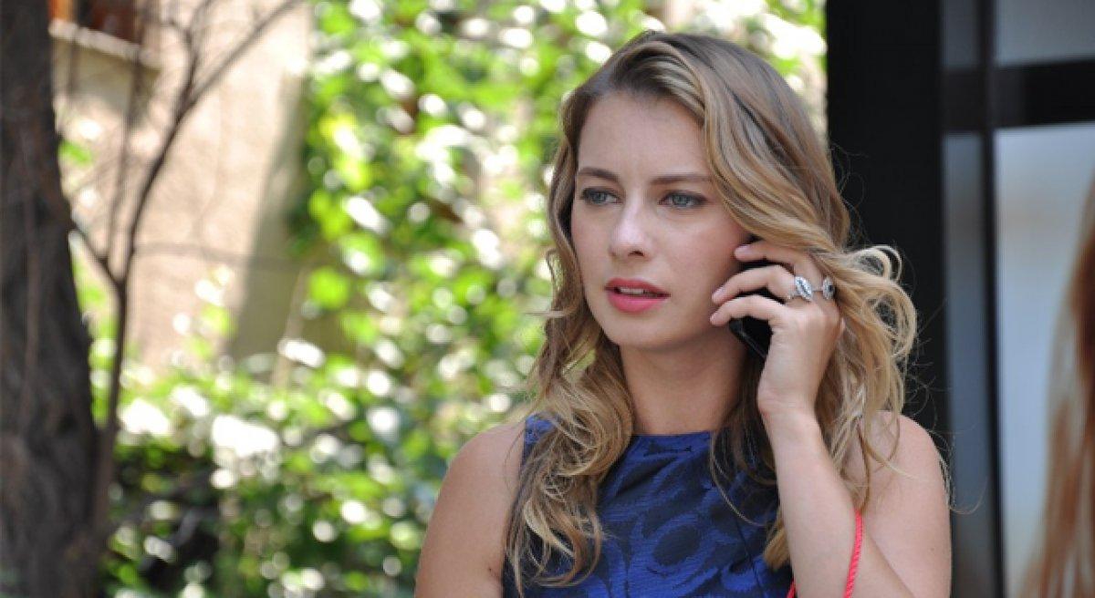 Tuba Ünsal o soruyu duyunca gözyaşlarını tutamadı! 'Yuva yıkan kadın..'