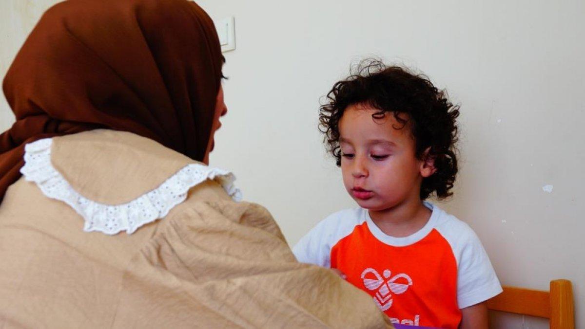 Kocaeli'de konuşmayan çocuğun dili çözülsün diye eşek dili yedirdiler