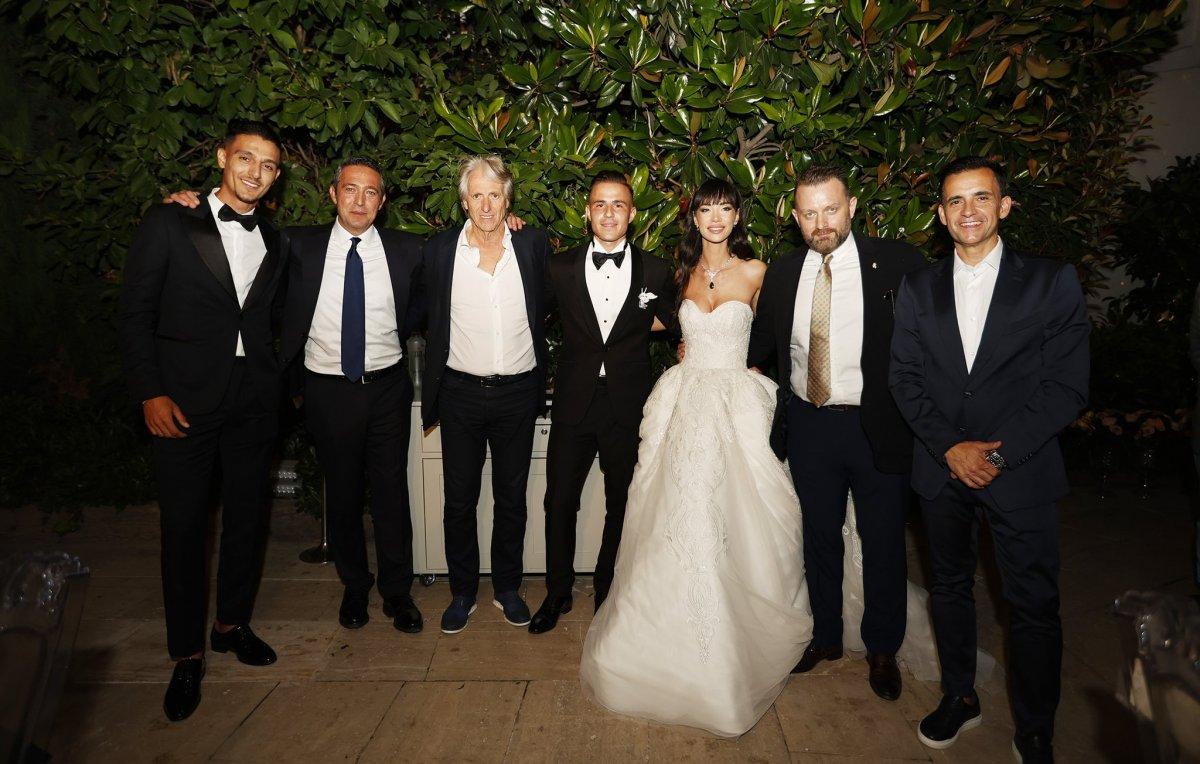 Fenerbahçeli futbolcu Dimitris Pelkas, Kiveli Marda ile dünyaevine girdi