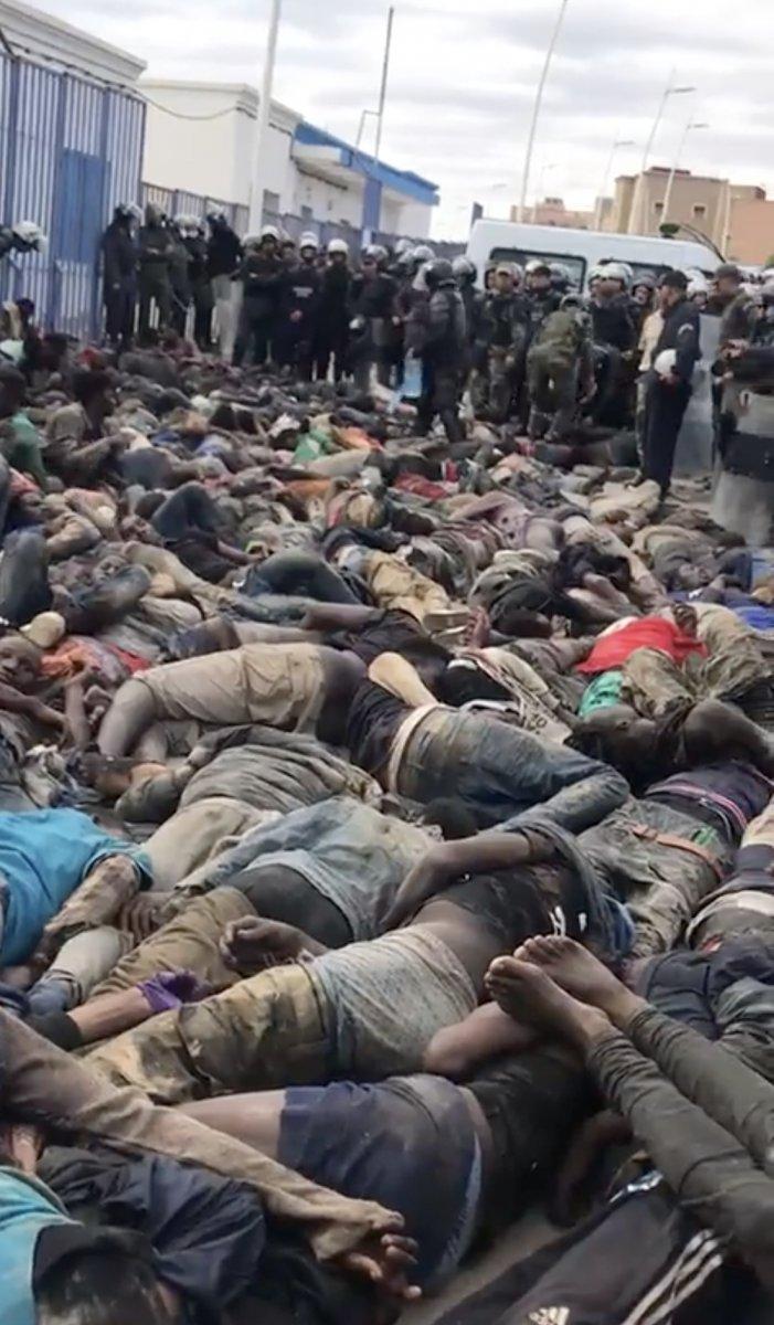 İspanya polisi, sınırdaki binlerce göçmene ateş açtı