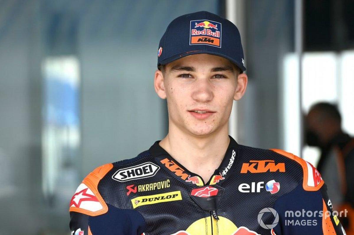 Deniz Öncü, Hollanda'da 9. oldu