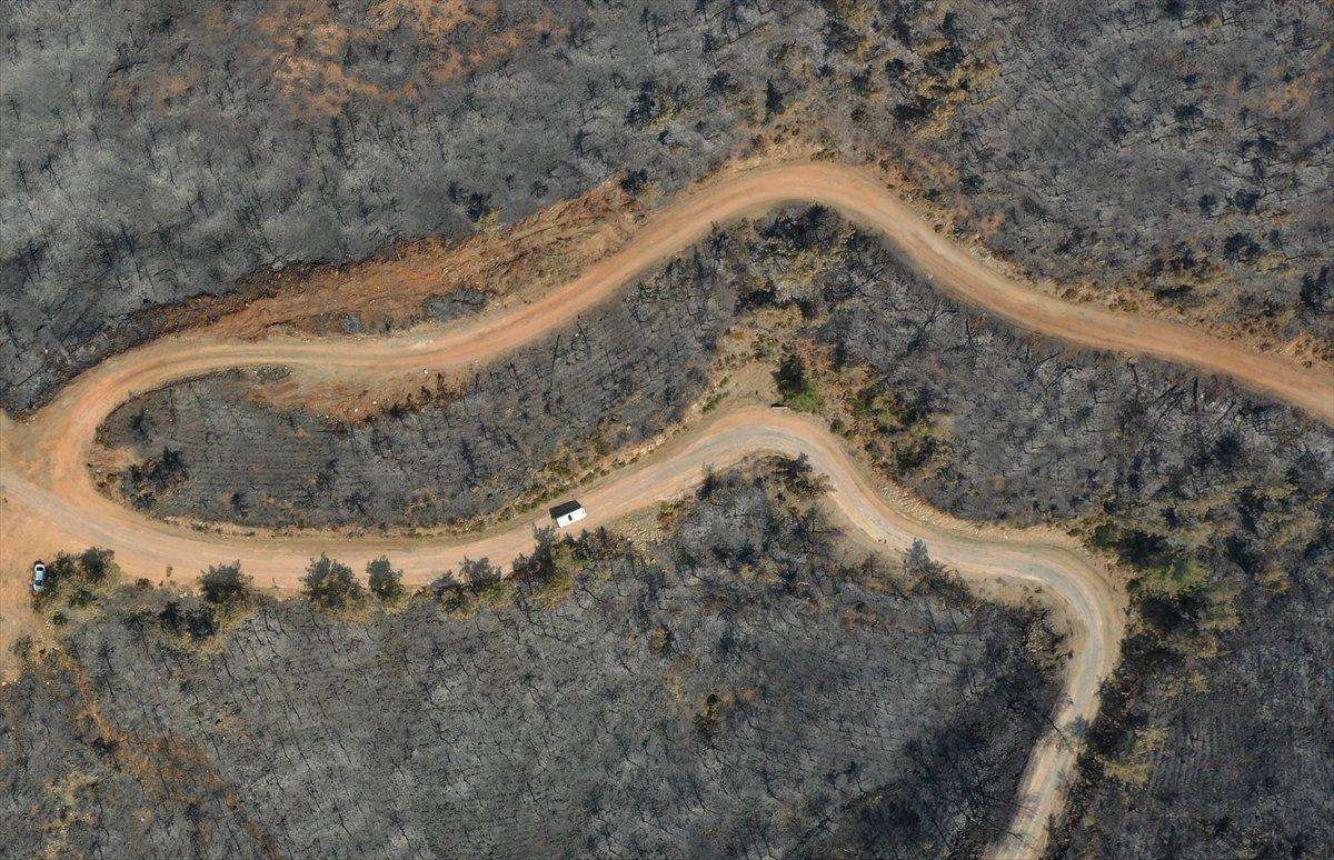 Marmaris'te süren soğutma çalışmaları havadan görüntülendi