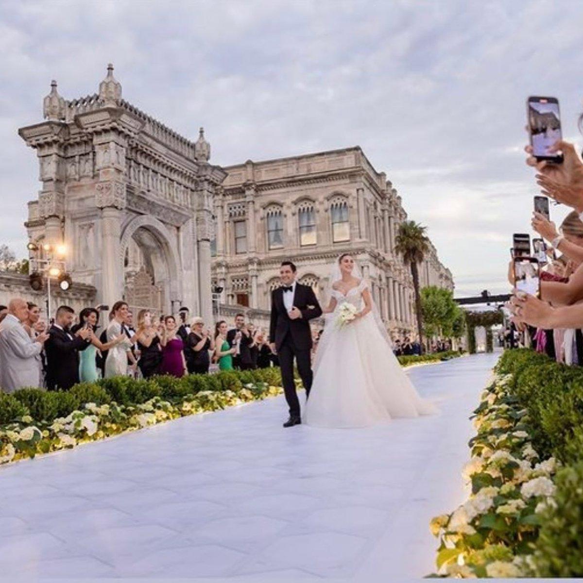Nazlı Sabancı’nın gelinliği beğenildi