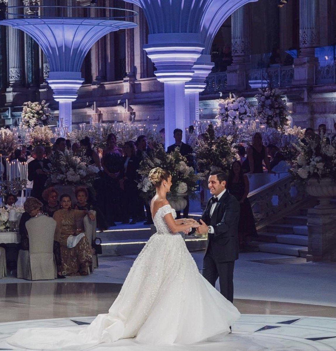 Nazlı Sabancı’nın gelinliği beğenildi