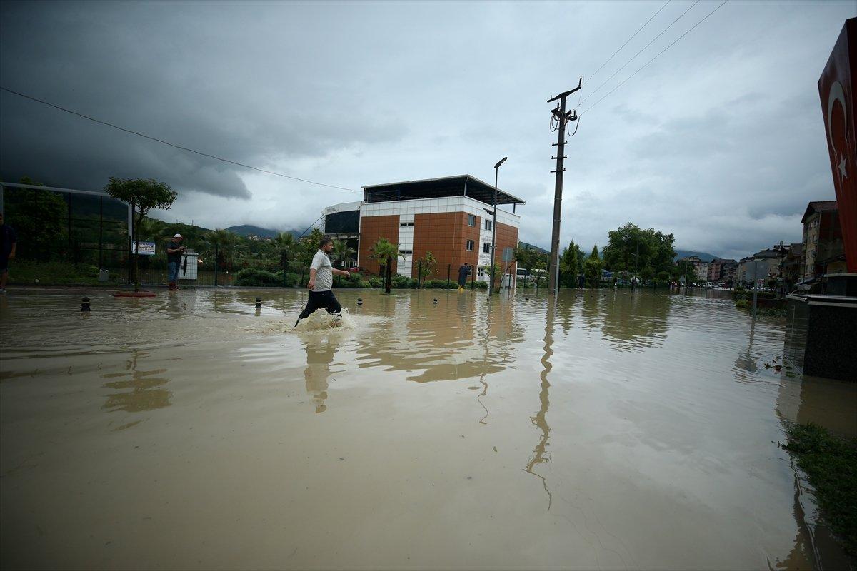 Kastamonu ve Bartın’da sağanak yağış sonrası ortaya çıkan görüntüler