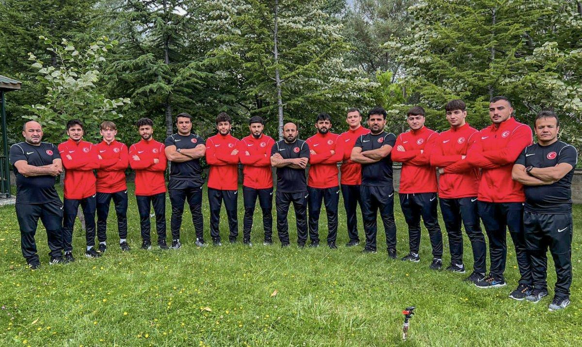 Türkiye 30 sporcuyla 20 Yaş Altı Avrupa Güreş Şampiyonası'nda