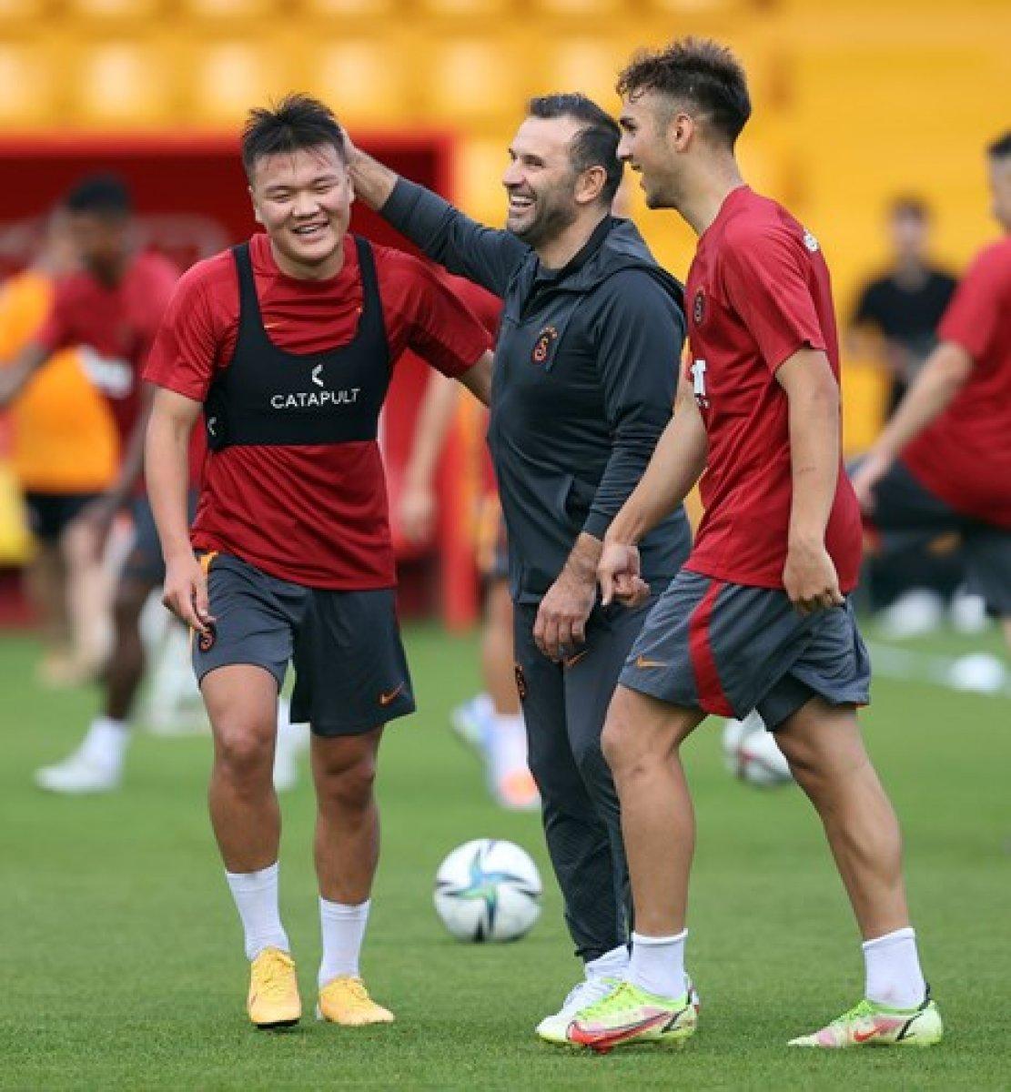 Okan Buruk'un Galatasaray'da ilk idmanı