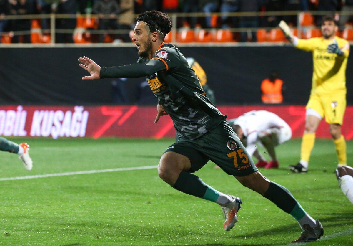 Beşiktaş, Tayfur Bingöl için takas düşünüyor