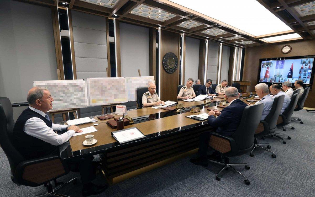 Hulusi Akar'dan İsveç ve Finlandiya'ya sert tepki