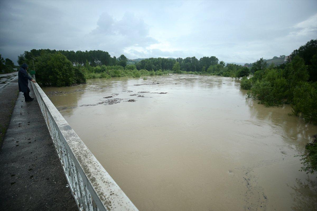 Kastamonu ve Bartın’da sağanak yağış sonrası ortaya çıkan görüntüler