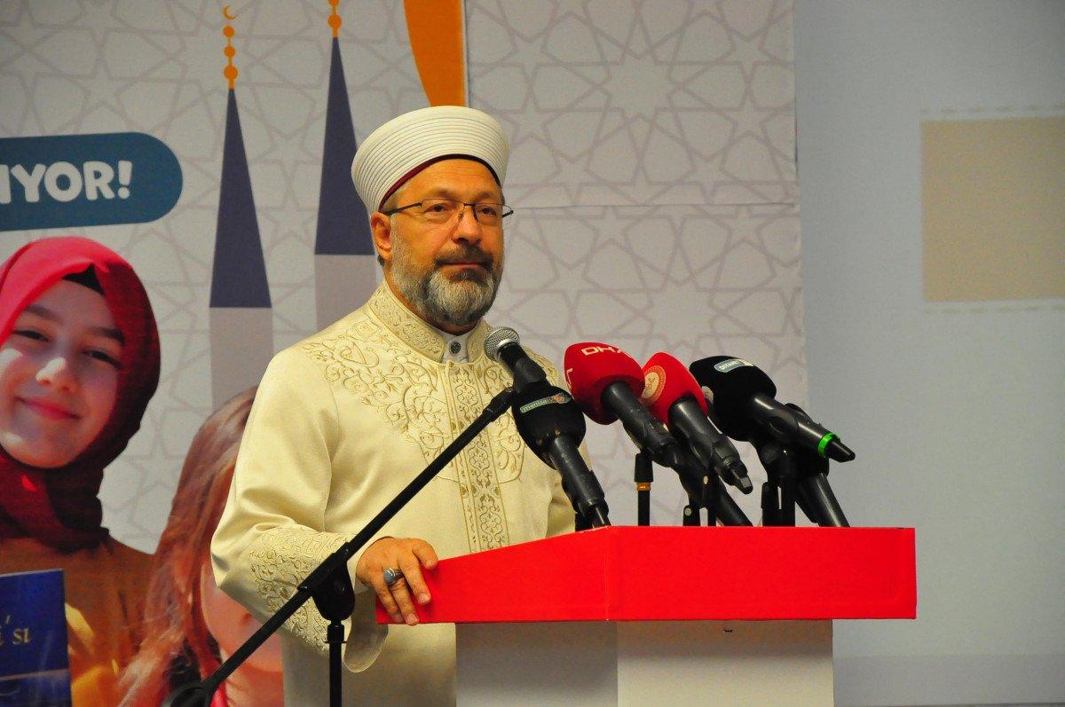 Ali Erbaş: Çocukları söz ve hareketlerinizle incitmeyin