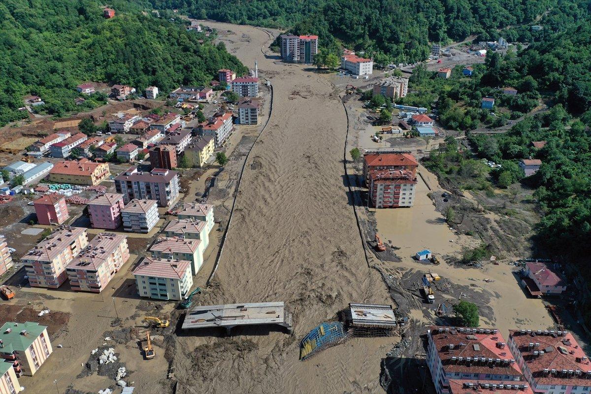 Kastamonu'da aşırı yağış: Bozkurt'u sel vurdu