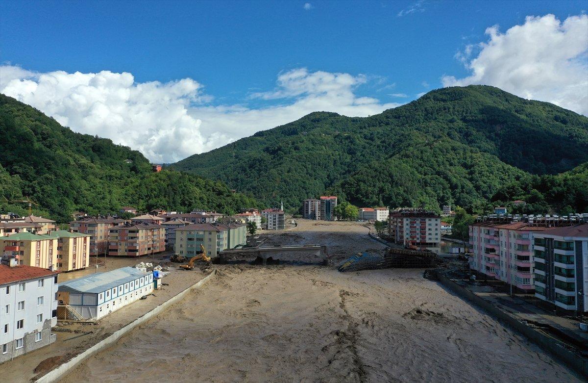 Kastamonu'da aşırı yağış: Bozkurt'u sel vurdu