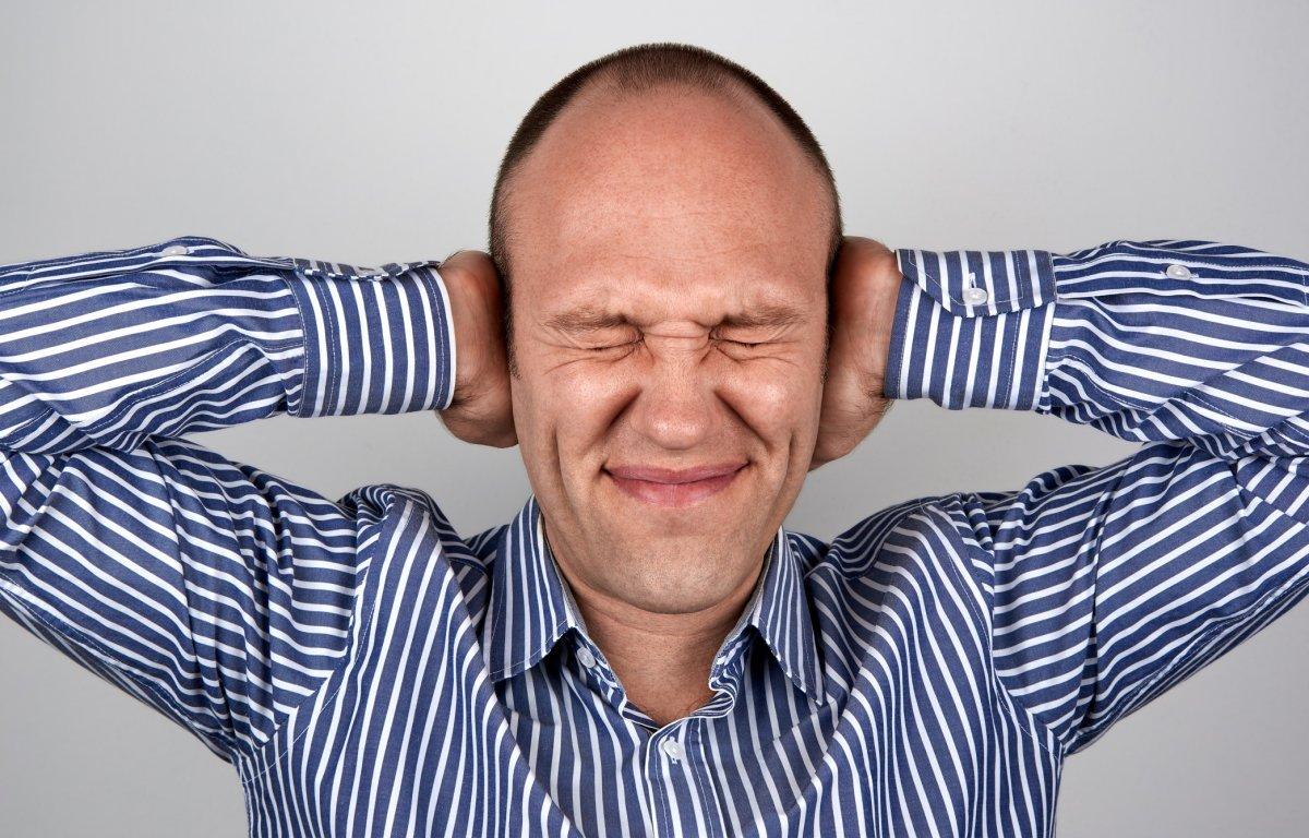 Baş ağrısını anında kesiyor! Taze biberiye şurubu nasıl yapılır?