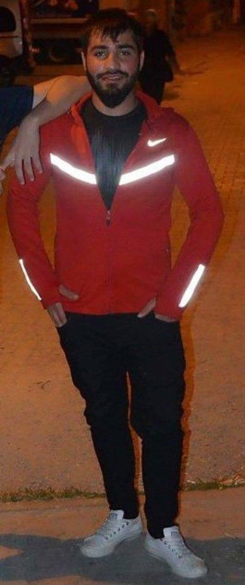 Balıkesir’de anne babasını darbeden şahsı, 14 yaşındaki kardeşi bıçakladı