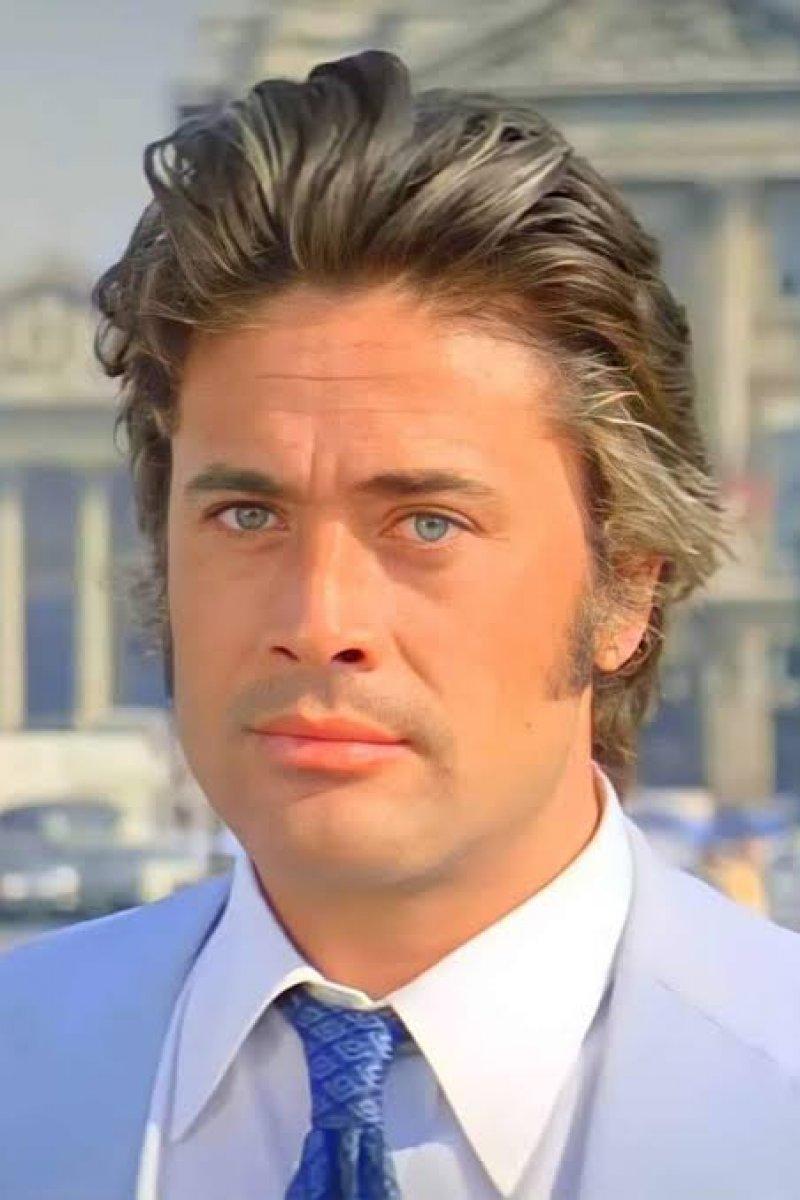 Cüneyt Arkın hayatını kaybetti