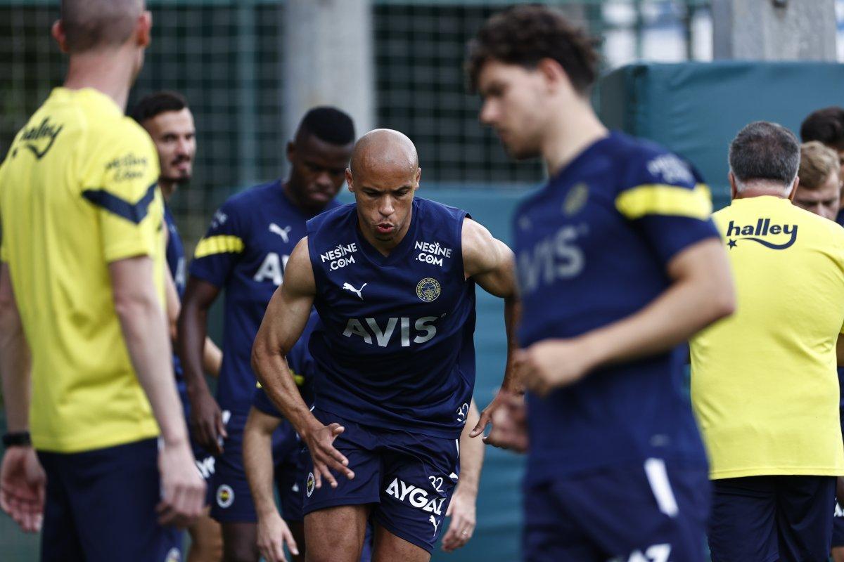 Fenerbahçe'de yabancı sayısı sorunu