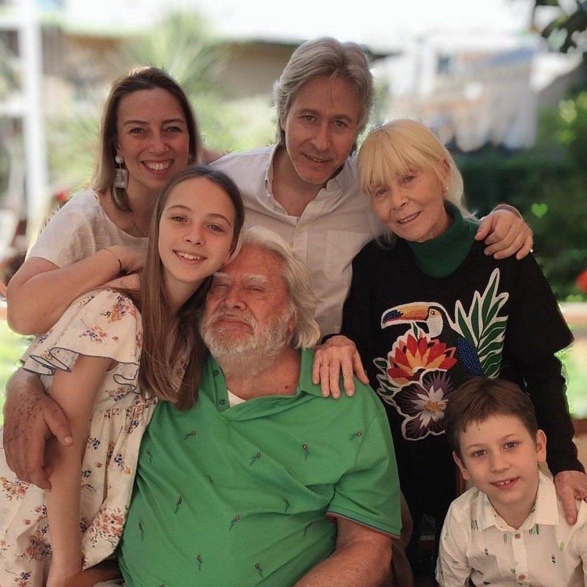 Cüneyt Arkın hayatını kaybetti