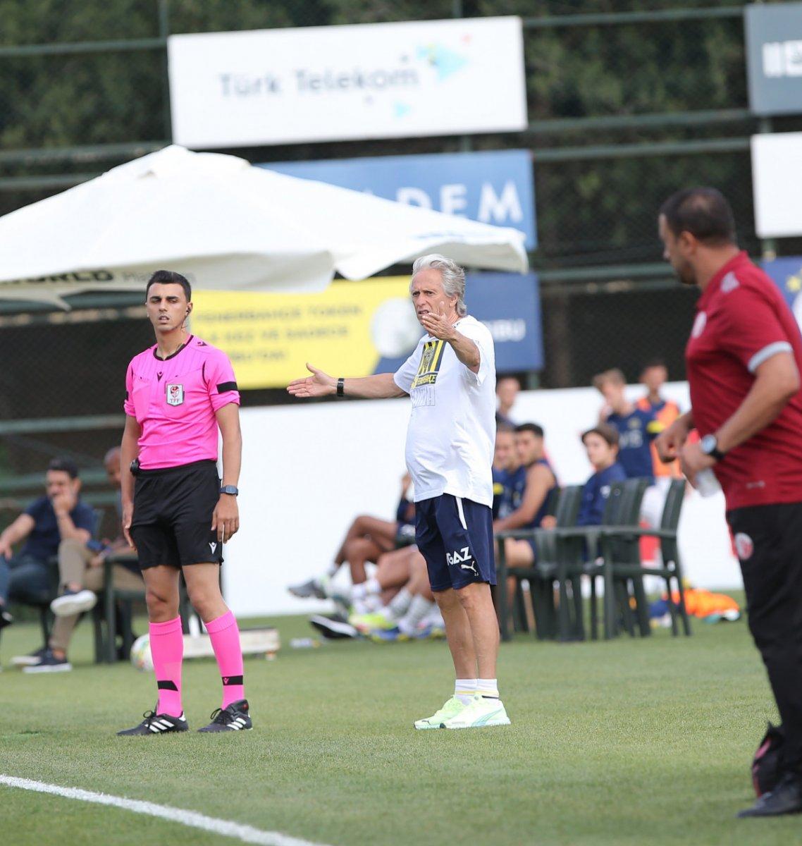 Fenerbahçe hazırlık maçında AL Shamal'ı 4-2 yendi