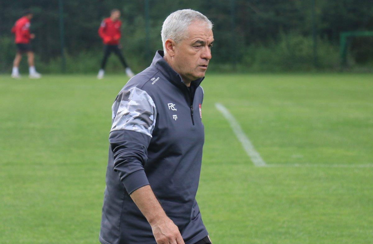 Rıza Çalımbay'dan transfer açıklaması