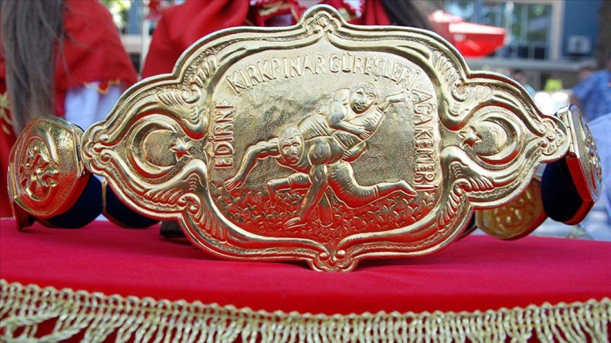Kırkpınar'da altın kemer, 25 yıldır başpehlivanını bekliyor