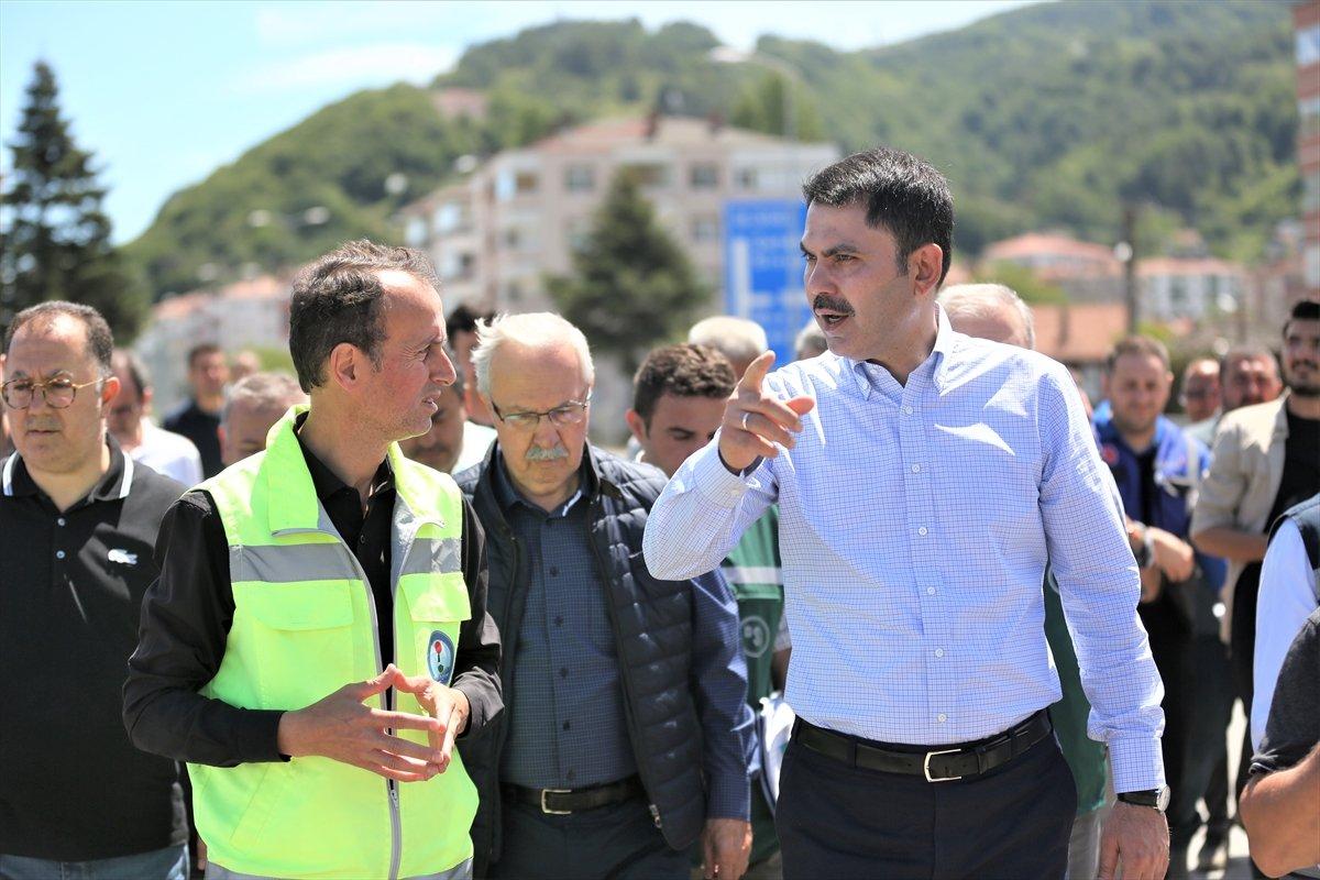 Murat Kurum, Kastamonu'da selden etkilenen 3 ilçede incelemelerde bulundu