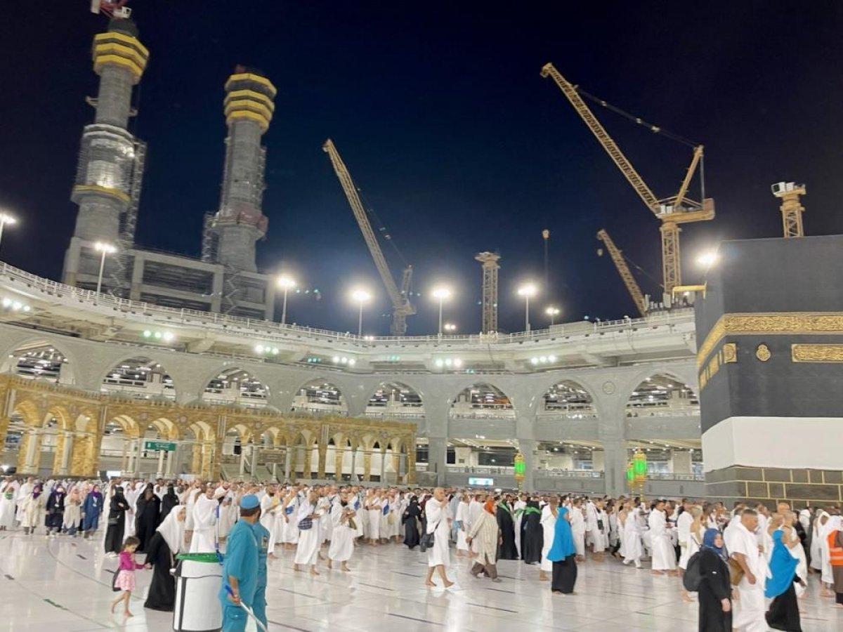 Türk hacı adayları 2 yıllık hasretin ardından kutsal topraklarda