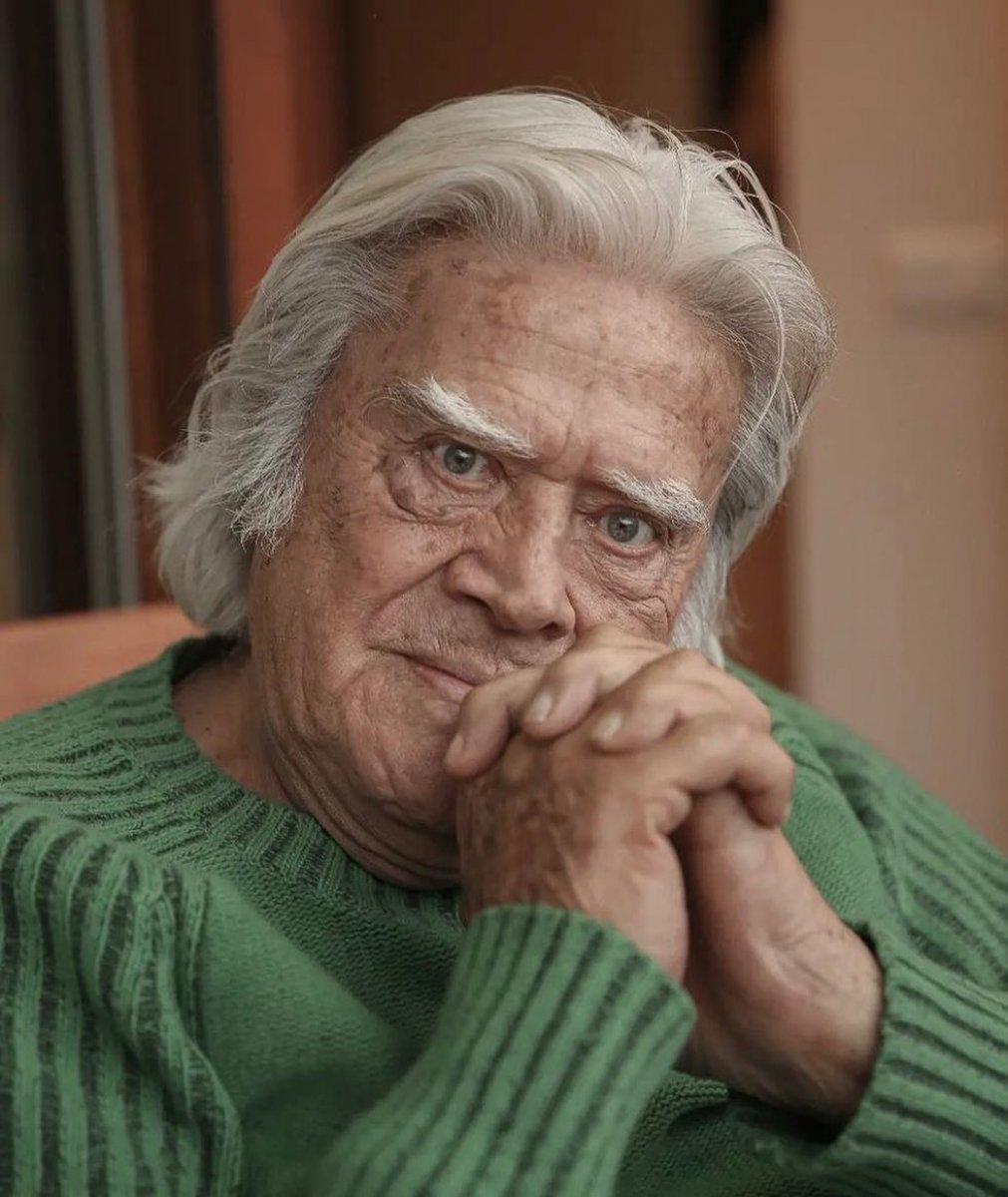 Tarkan'dan Cüneyt Arkın'a veda