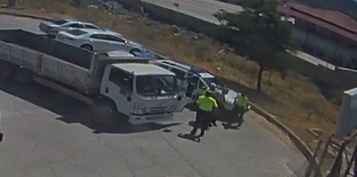 Gaziantep'te polis Heimlich manevrası ile hayat kurtardı