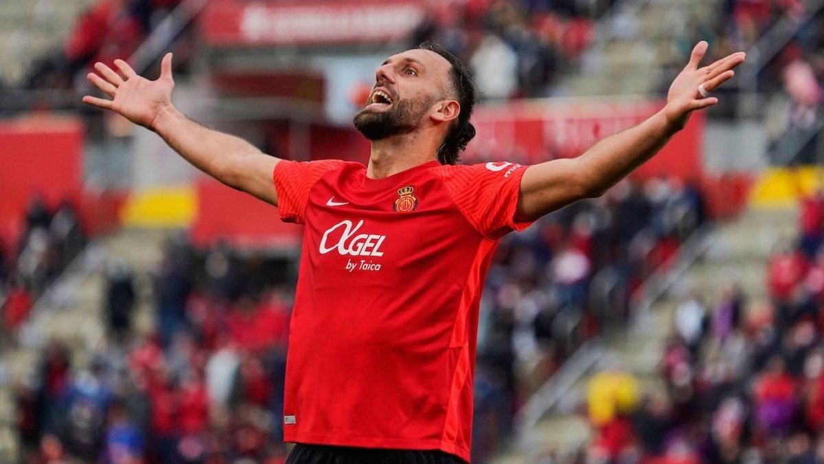 Hull City, Vedat Muriç'i istiyor