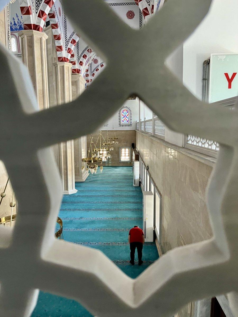 Ağrı’daki Recep Tayyip Erdoğan Camii, manzarasıyla büyülüyor