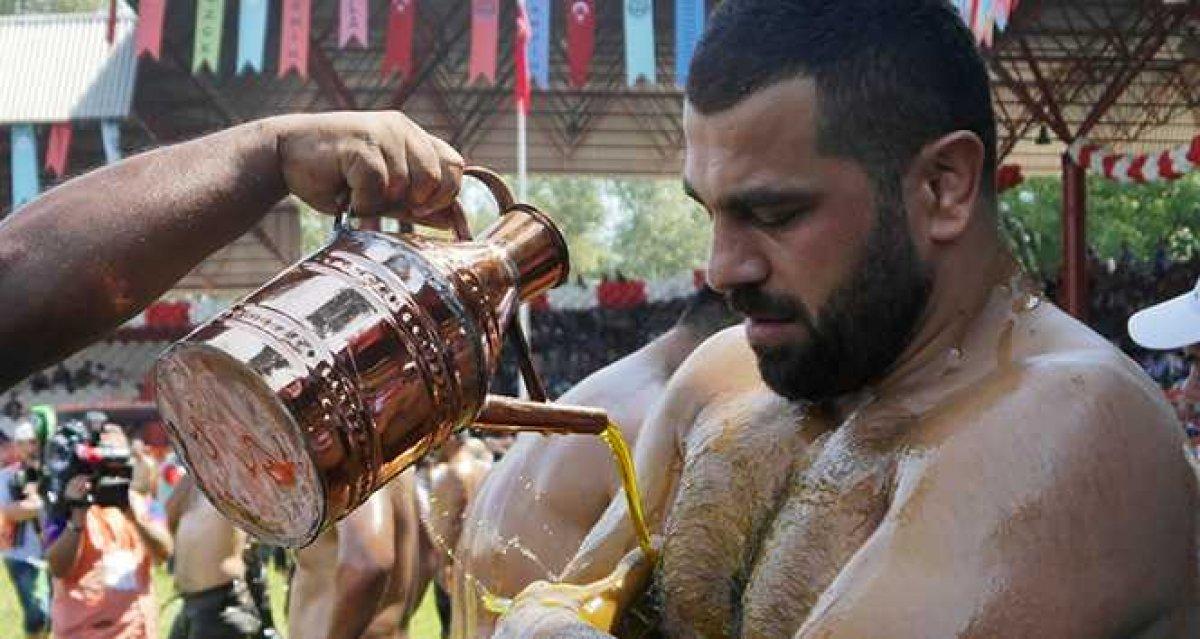 661'inci Kırkpınar'da pehlivanlar 3 ton yağ kullanacak