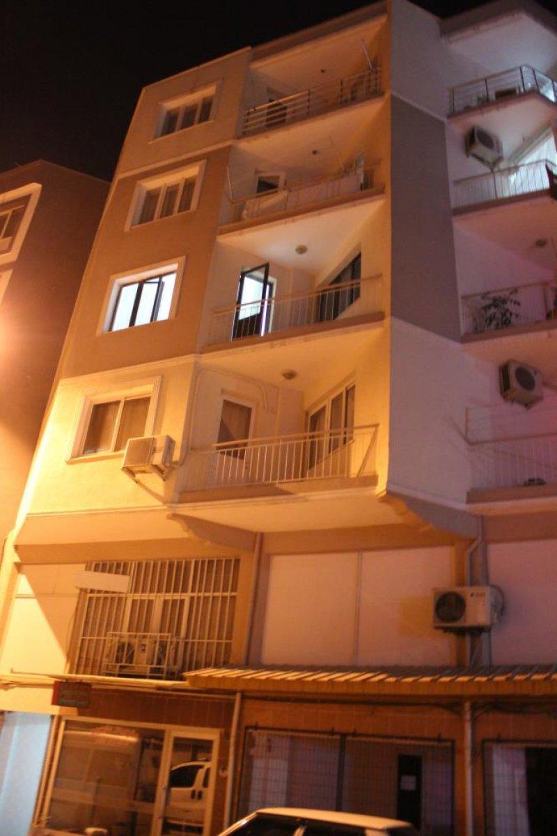 Manisa'da öfkeli bir koca, eşi ve oğlunu öldürdü