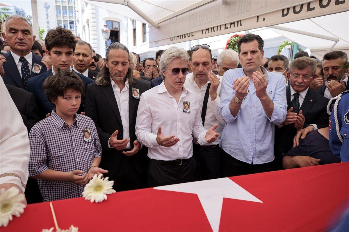 Cüneyt Arkın'a veda