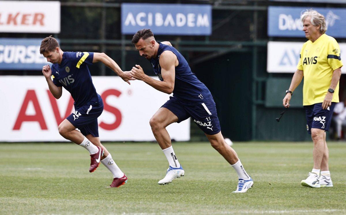 Jorge Jesus forvetlerine güveniyor