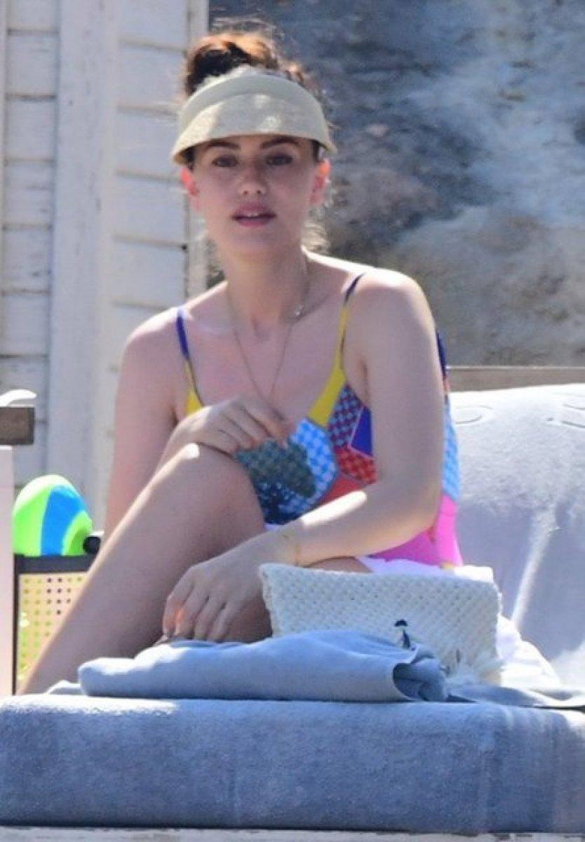 Burak Özçivit ile Fahriye Evcen tatilde