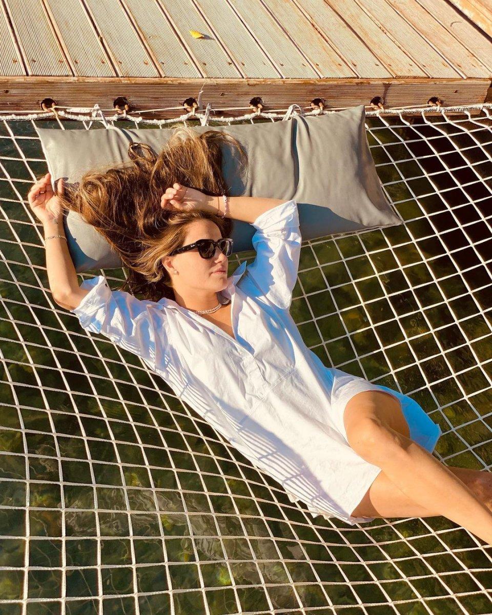 Ceyda Ateş eşini övdü