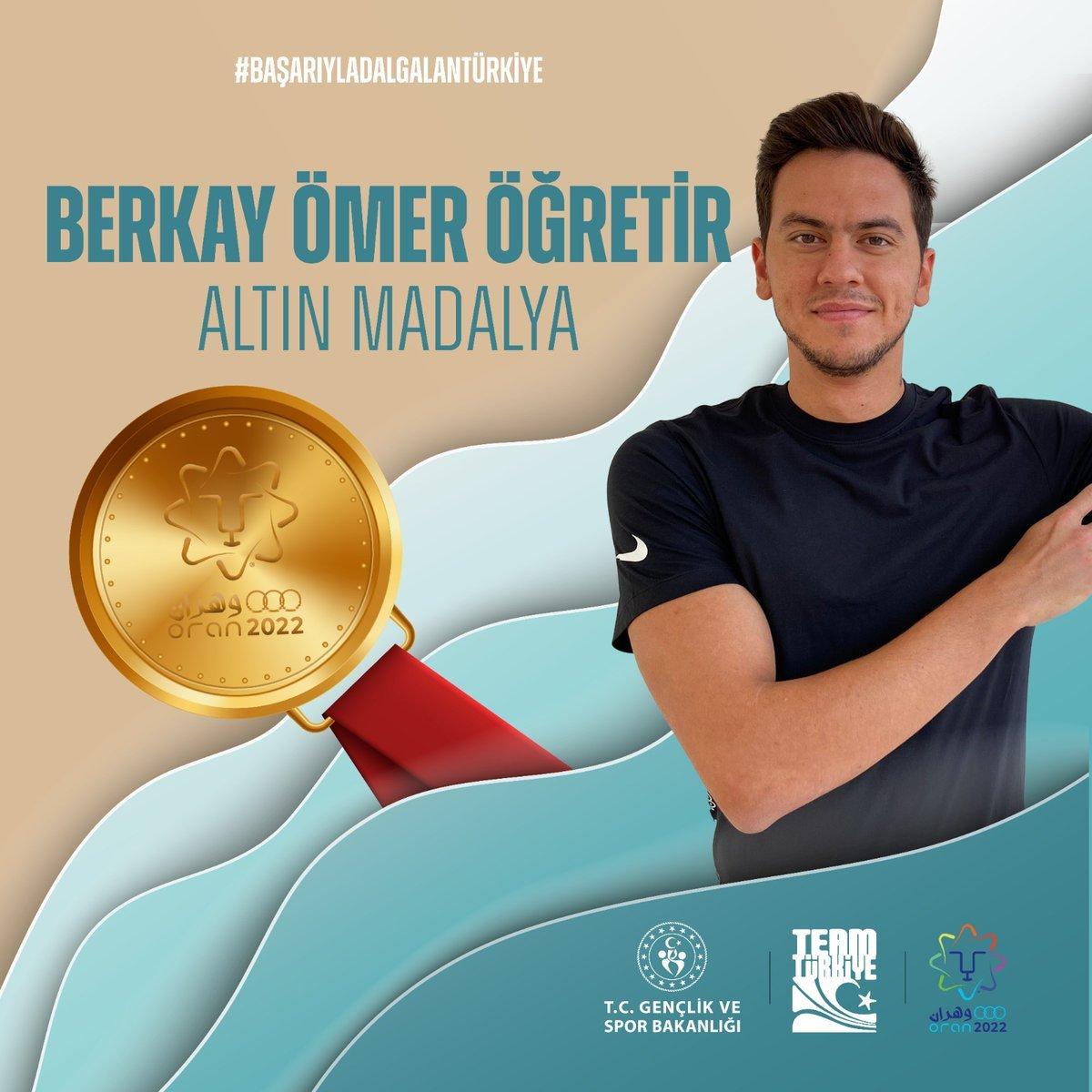 Akdeniz Oyunları’nda milli yüzücü Berkay Ömer Öğretir, altın madalya kazandı