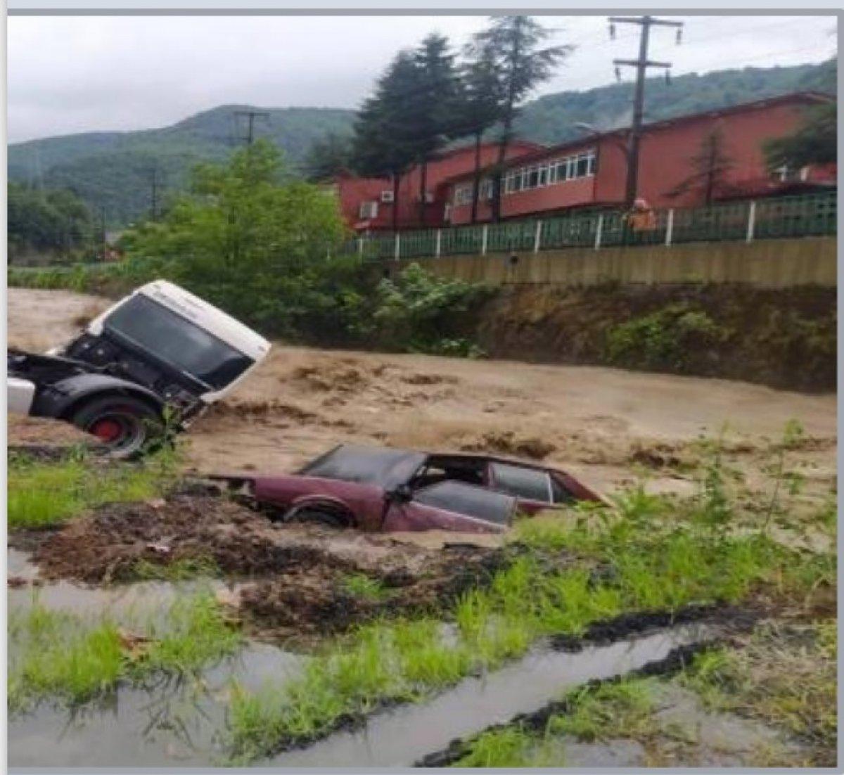Batı Karadeniz'de hasar tespit çalışmaları sürüyor: 20 bina acil yıkılacak