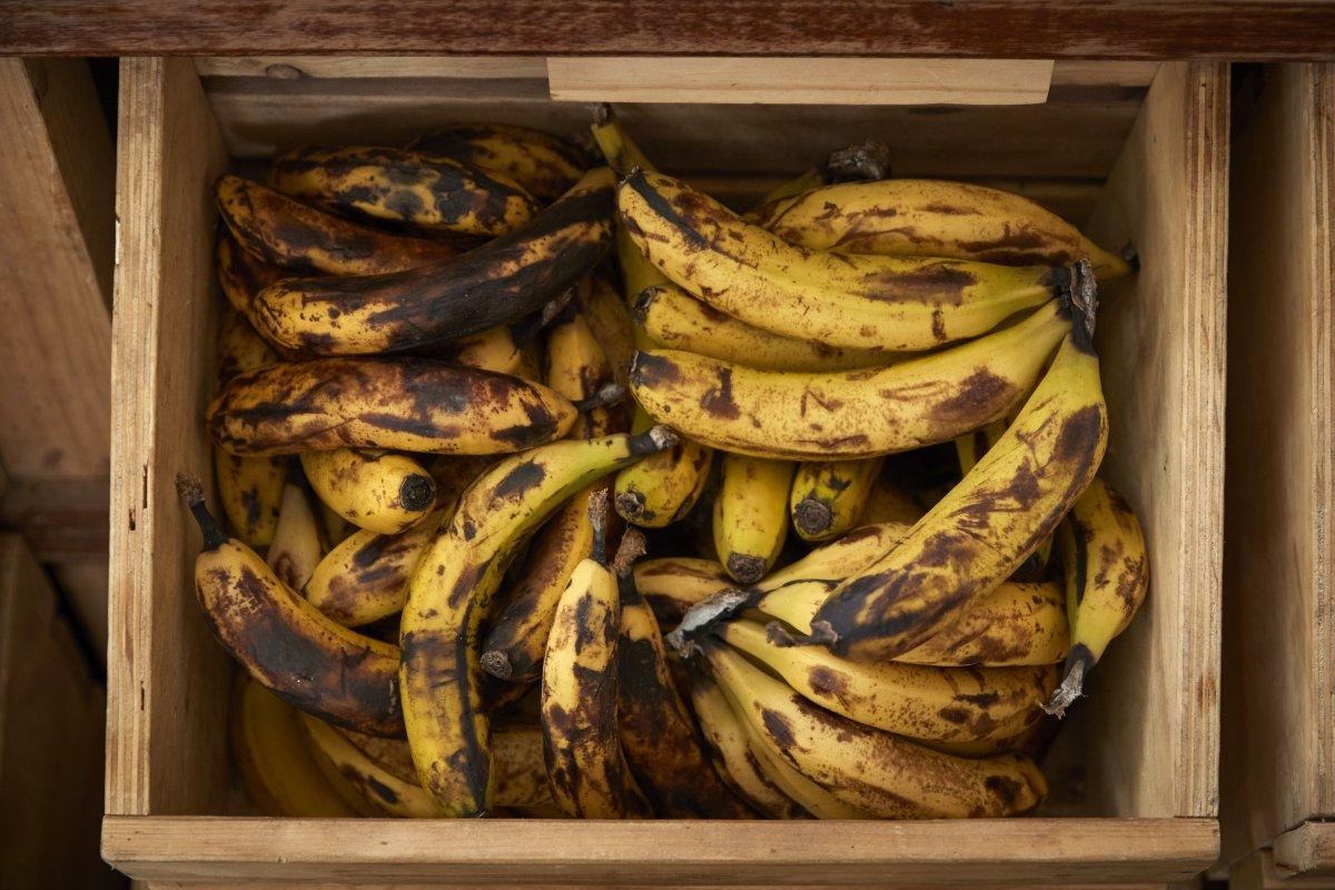 Çürük meyveleri atmayın! Çürük meyvelerle yapılabilecekler ve en iyi nasıl saklama yöntemleri...