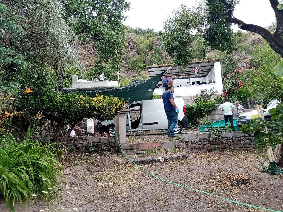 Kayseri'de tamir için çıktığı çatıdan düştü, yaşamını yitirdi