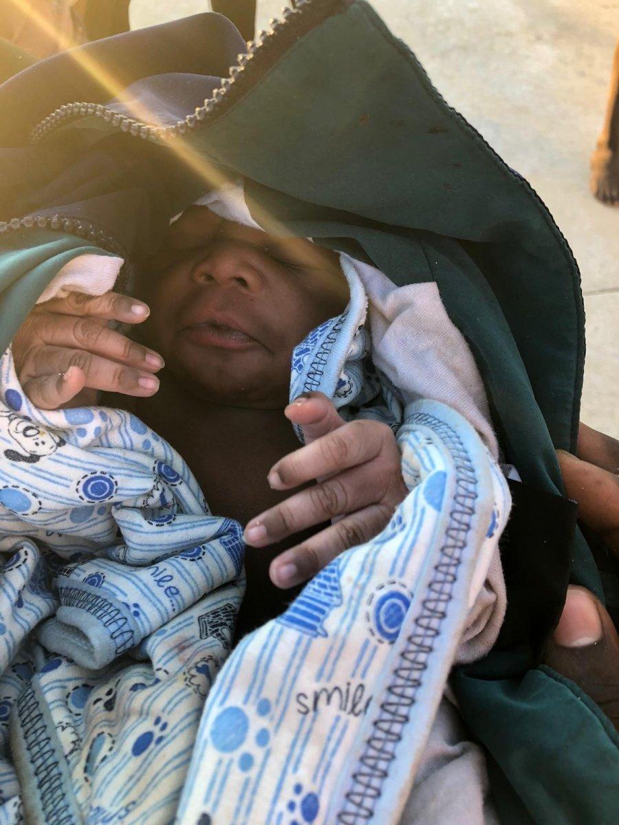 Yunanistan’a geçmeye çalışırken botta doğuran göçmen, Türkiye’ye minnettar