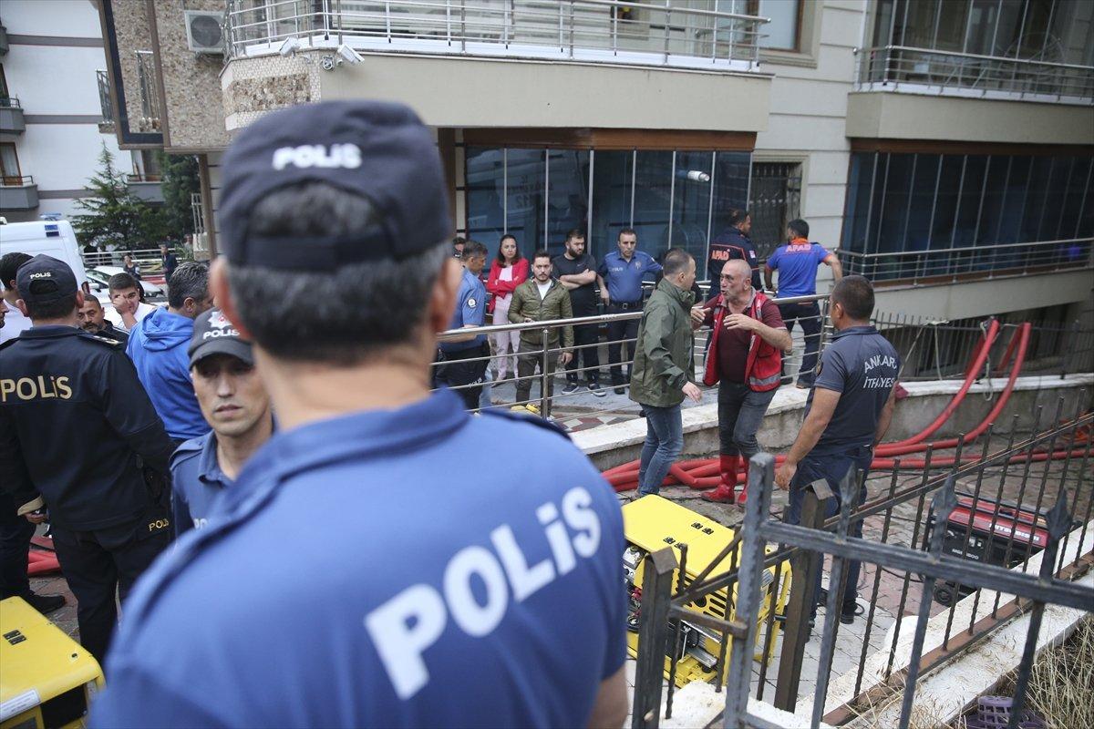 Ankara'da su basan evinde can veren Busenur'un akrabası da sel kurbanı