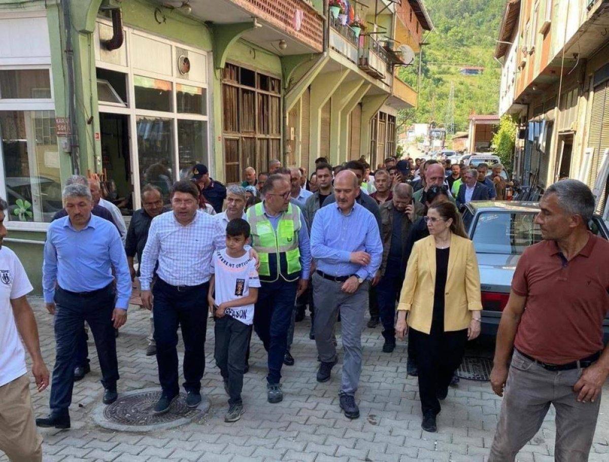 Süleyman Soylu’nun sel bölgesindeki incelemeleri devam ediyor