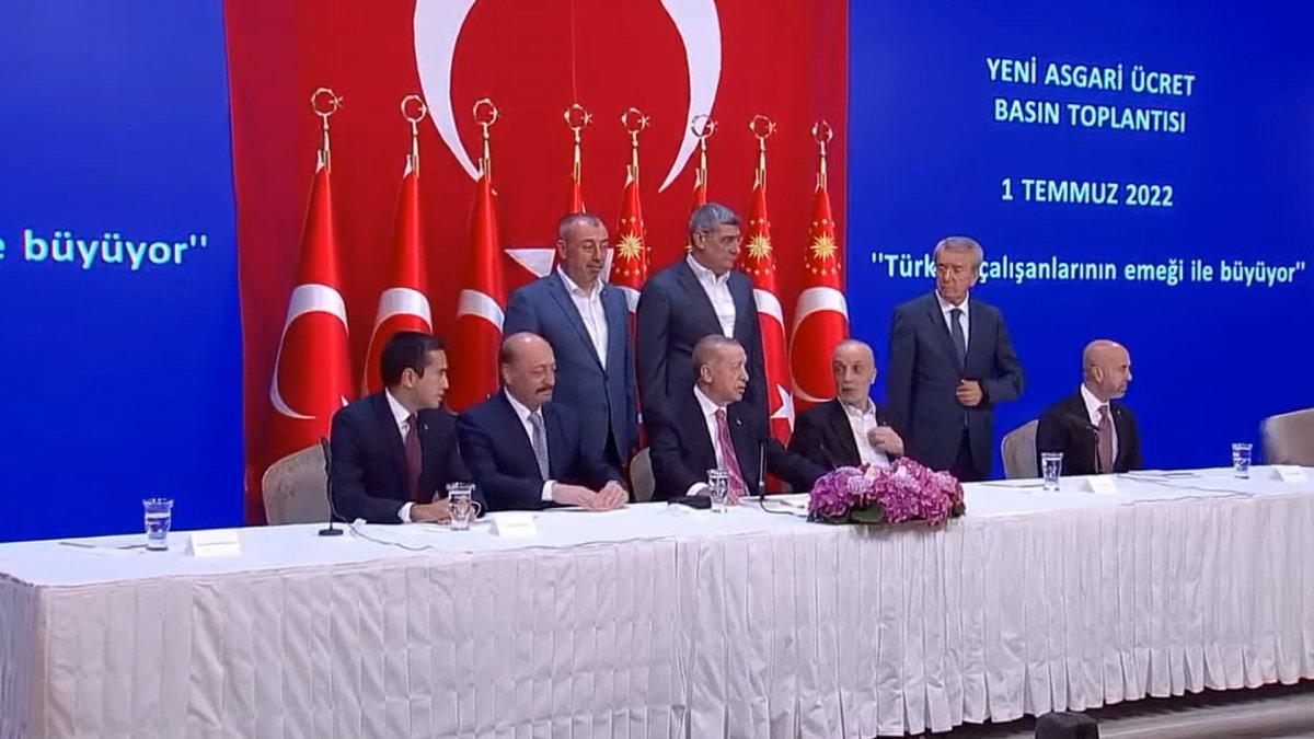 Cumhurbaşkanı Erdoğan'dan Ergün Atalay'a: Senin başında da saç kalmadı ya