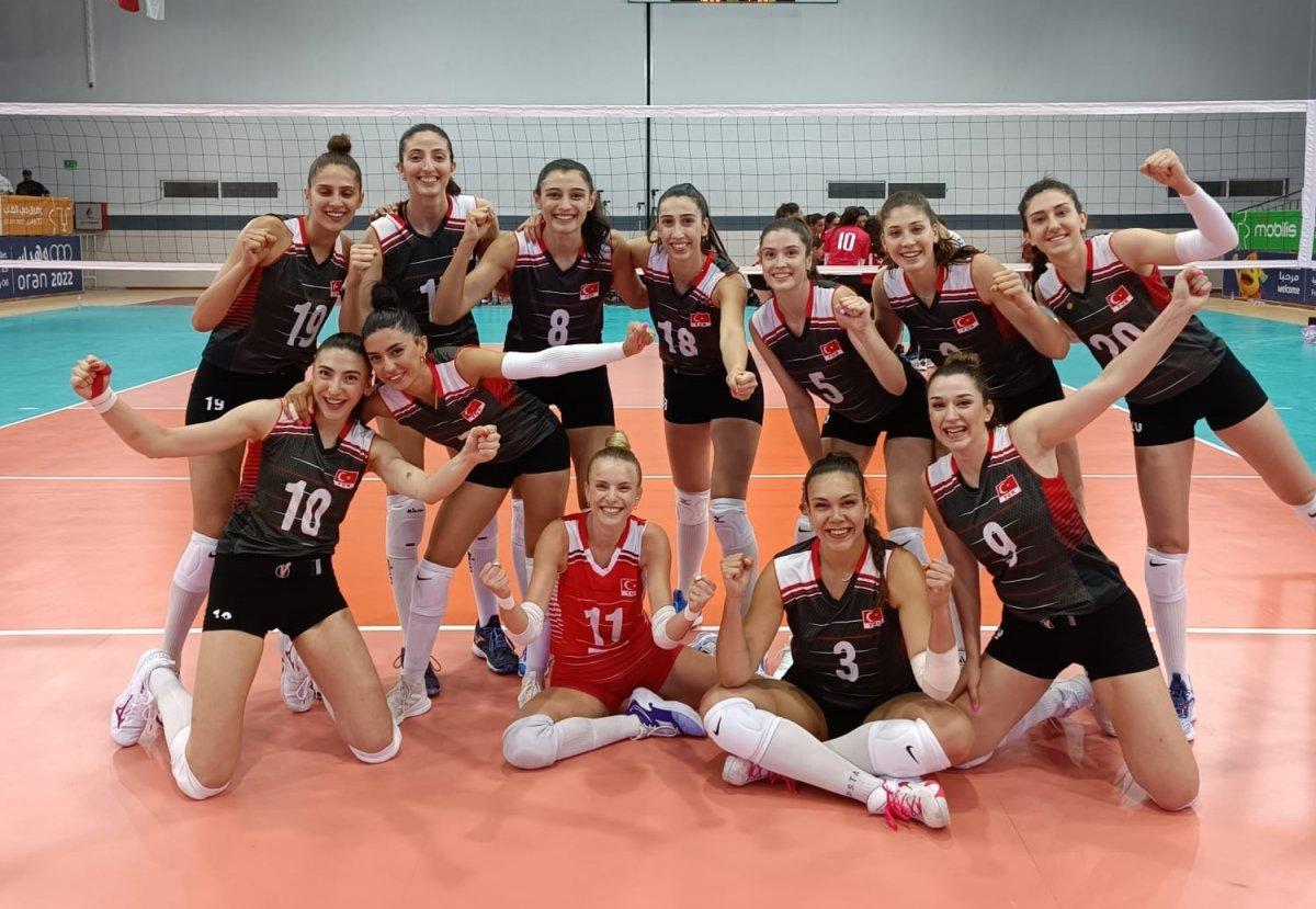 Sultanlar Akdeniz'de yarı finalde! Türkiye-Sırbistan voleybol maçı ne zaman, saat kaçta?