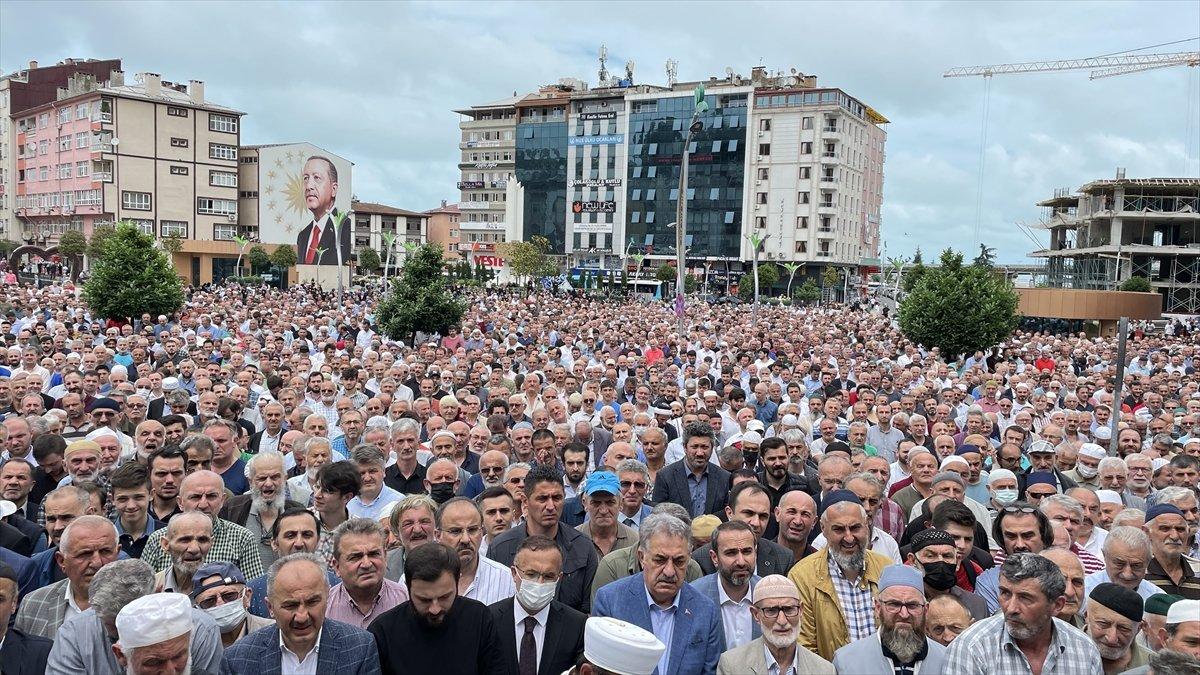 Necati Hoca toprağa verildi