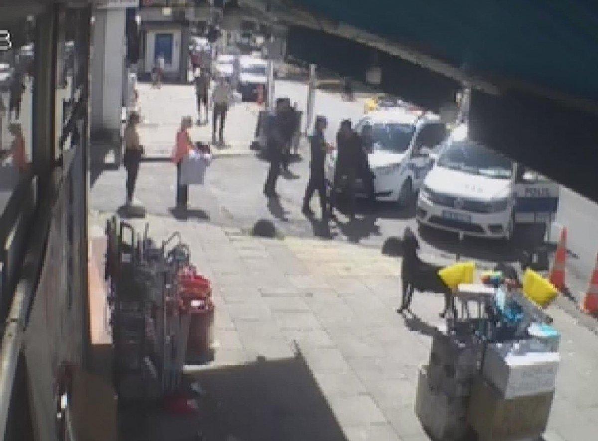 Kadıköy'de eski sevgilisi kaçırmaya çalıştı, esnaf engel oldu