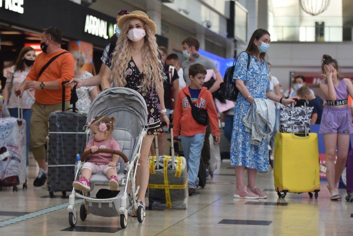 Antalya'ya haziranda 1,8 milyon turist geldi: Zirve'de Almanya var