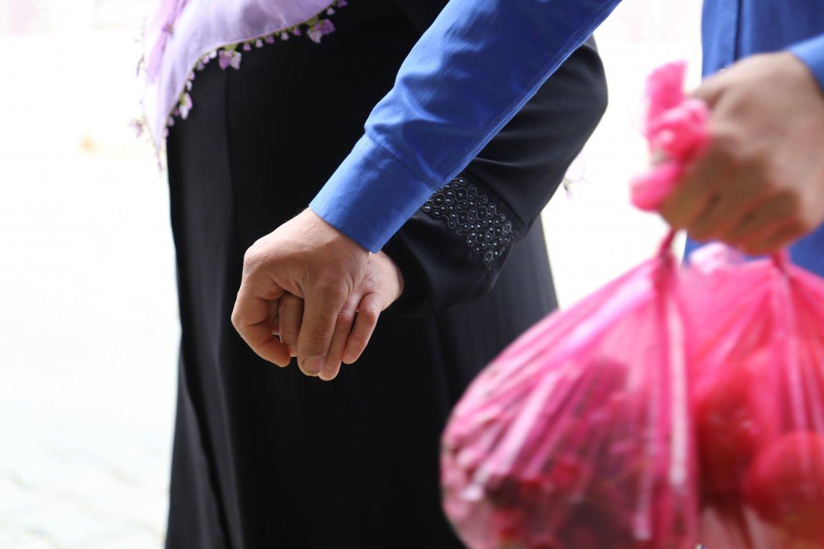 Gümüşhane'de görme engelli kadın: Ben hayata hiç küsmedim